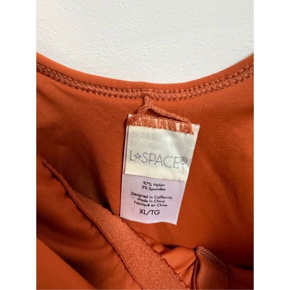 L*Space Women's Float On Ribbed One Piece Swimsuit Classic in Amber Size XL - Picture 4 of 5